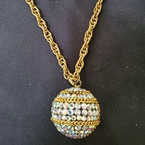 Necklace Vintage with Rhinestones on Gold Chain. Clip On Earrings.